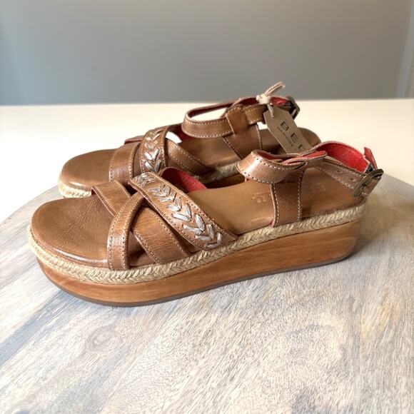 Bed Stu Necessary Wedge Sandals Tan Rustic Nectar Lux Leather Women’s Size 6 - Picture 4 of 12